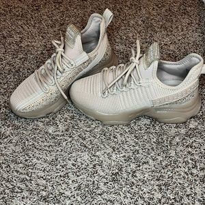 Steve Madden Shoes worn once- like brand new with no blemishes